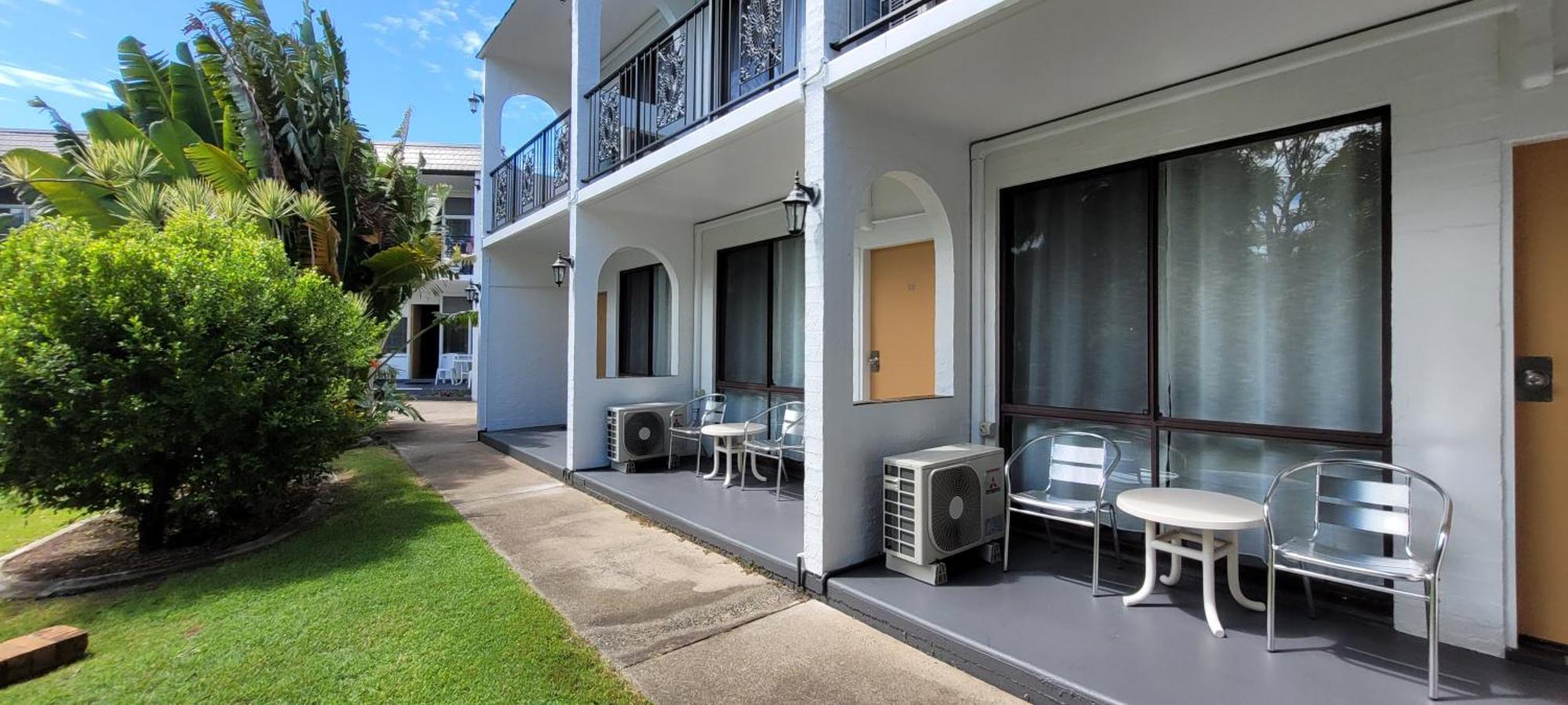 Tower Court Motel - Adults Only Haven Hervey Bay Dış mekan fotoğraf